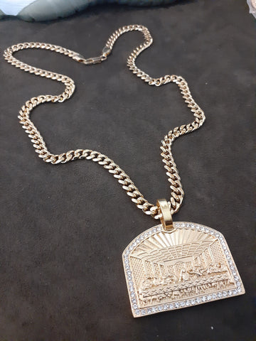 14k 6mm Gold Plated Cuban link Chain and Pendant